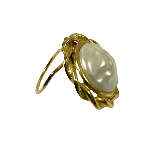 Vintage Scarf Holder Clip Goldtone White Round Center Estate Jewelry - Picture 2 of 5